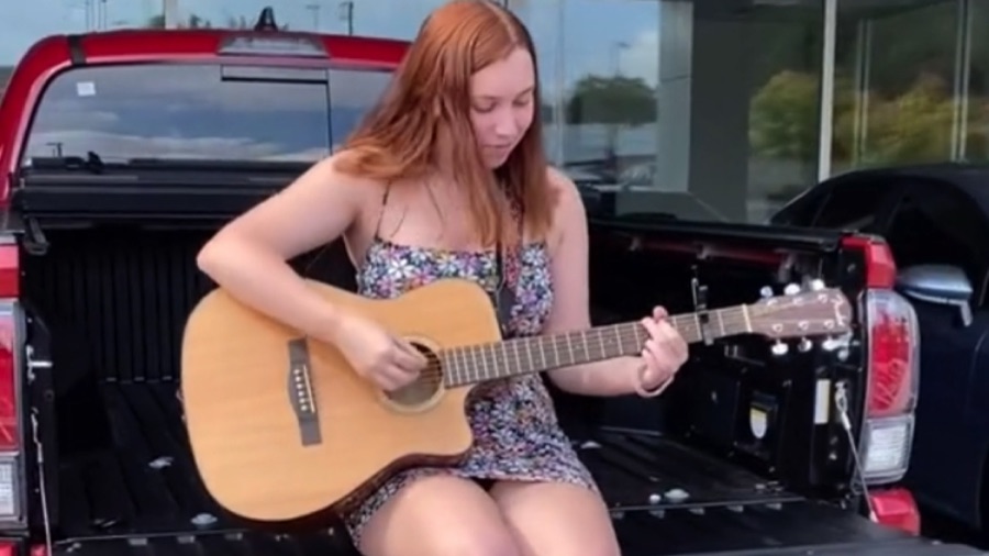Driving.ca article on Cara Paige's Toyota Tacoma song
