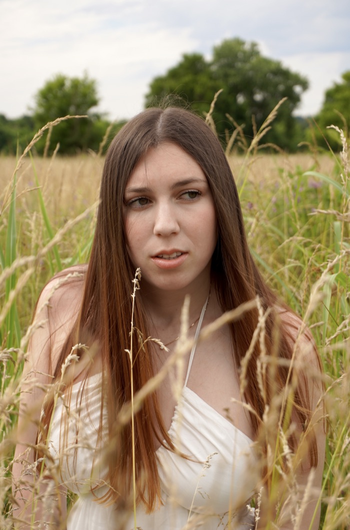 New Music Weekly feature on Cara Paige